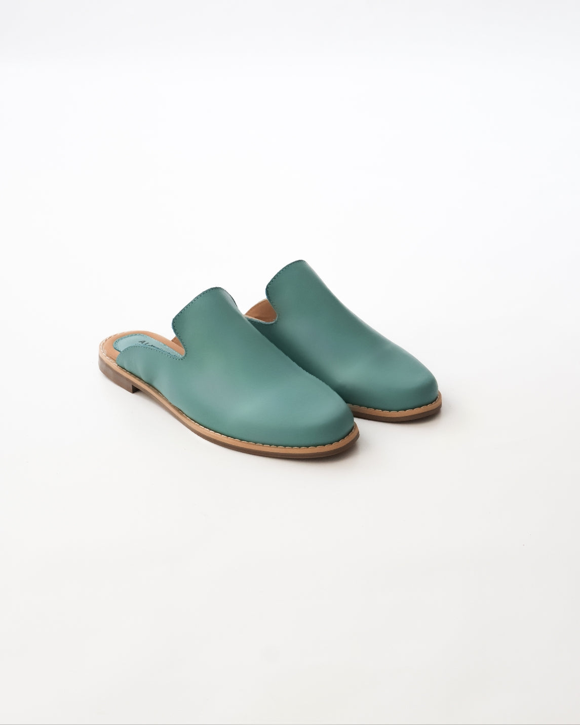 Aldora Solana Mule