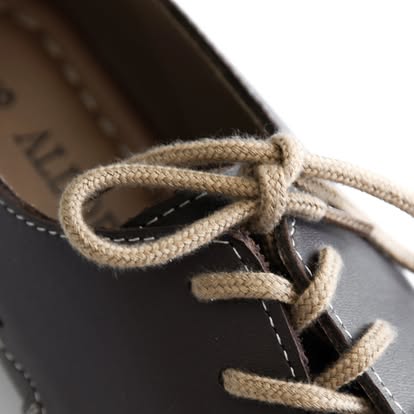 Aldora Classic Oxford