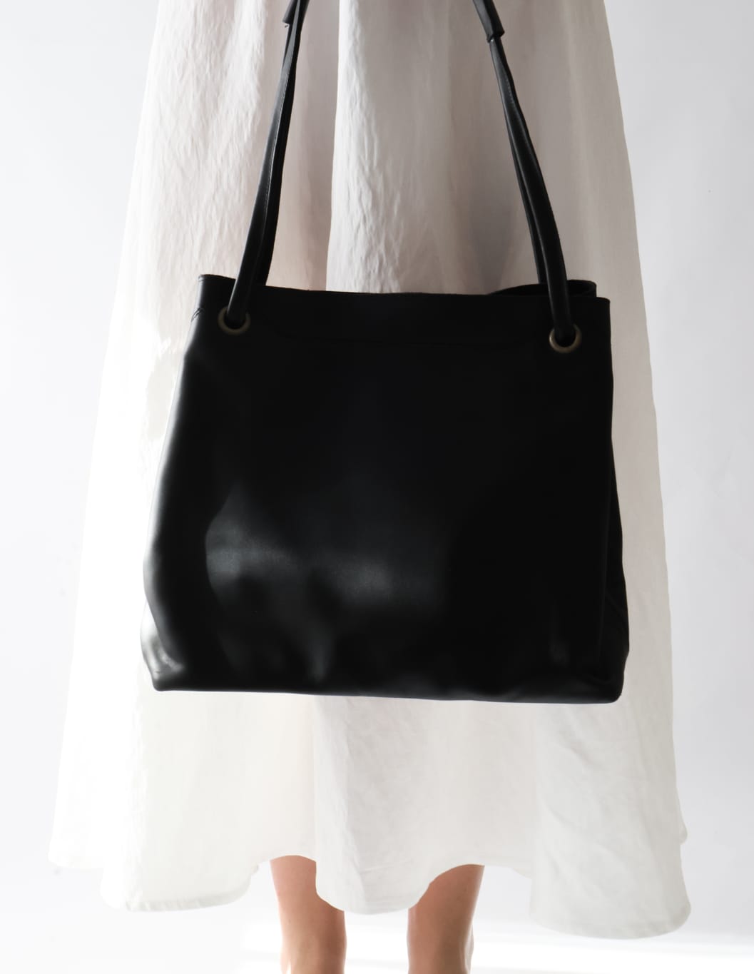 Aldora Classic Tote Bag