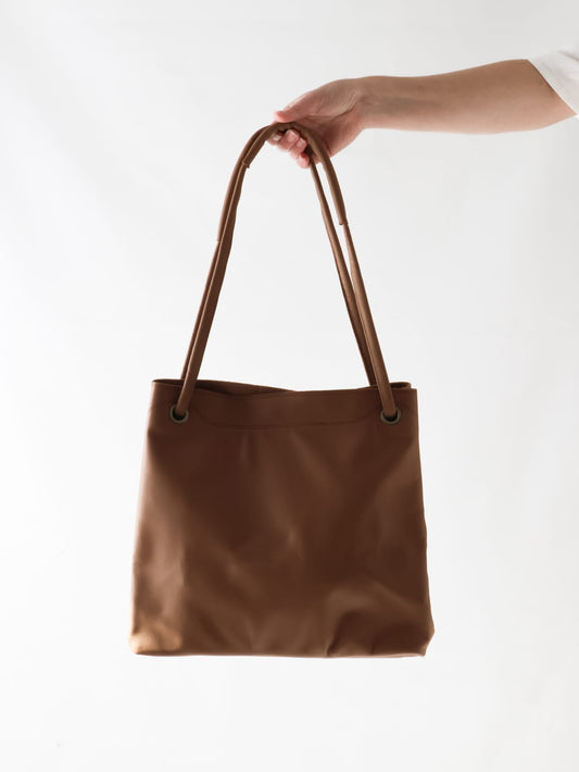 Aldora Classic Tote Bag