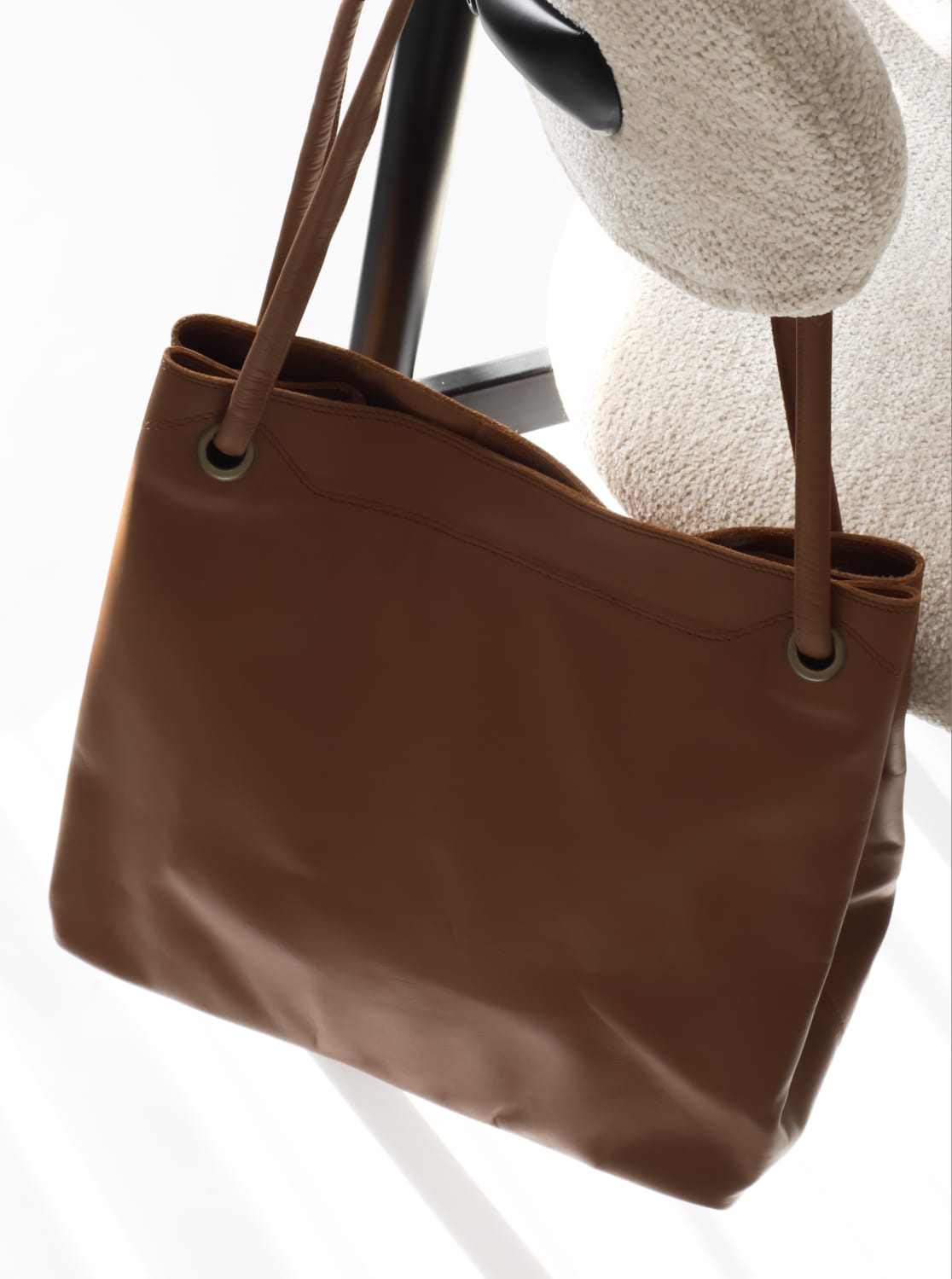 Aldora Classic Tote Bag