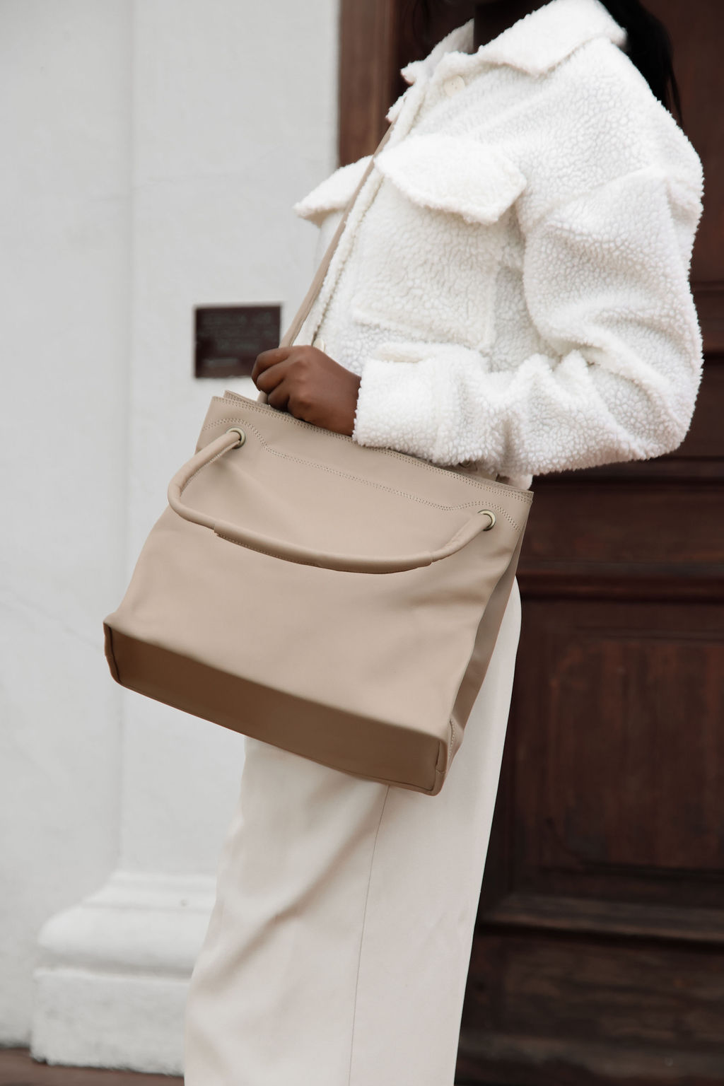 Aldora Classic Tote Bag