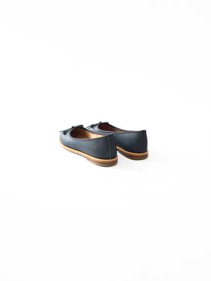 Royale Bow Pump