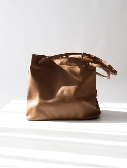 Aldora Classic Tote Bag